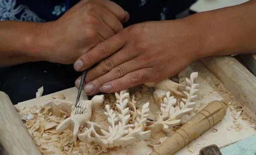 當(dāng) 觀燈賞花 遇上 非遺和文創(chuàng)大集